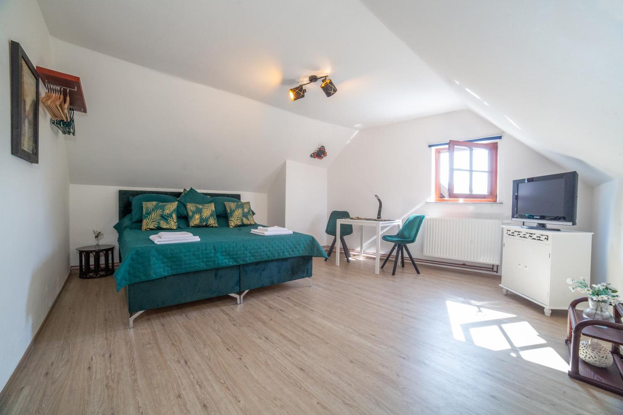 Rezidence Plesivec - Rodinny Apartman S 3 Loznicemi Чески-Крумлов Экстерьер фото